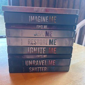 Shatter Me book series by Tahereh Mafi